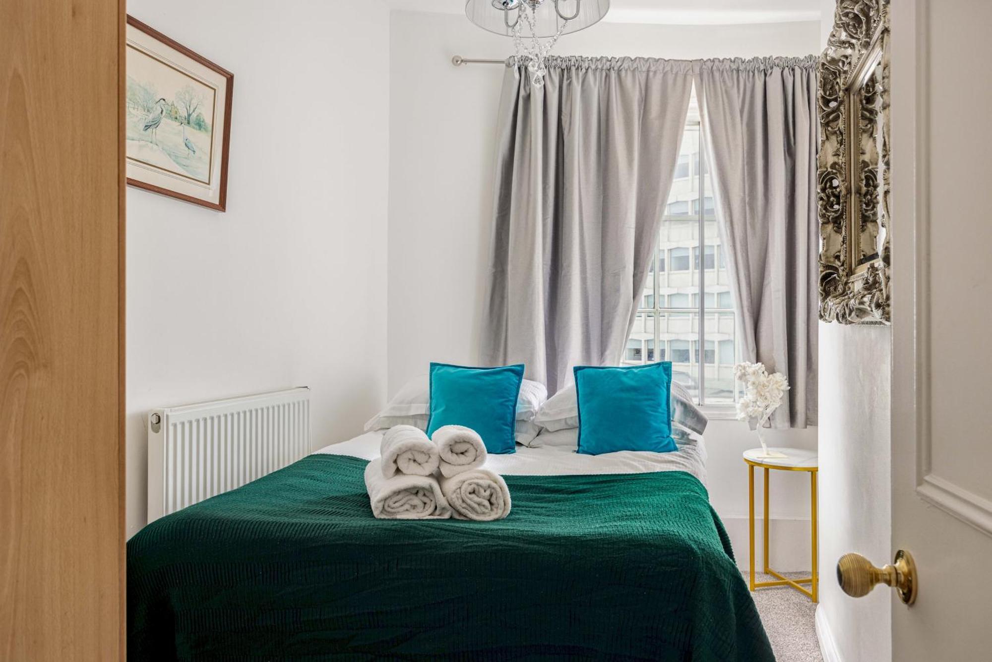Picktheplace Lancaster Gate Londra Esterno foto