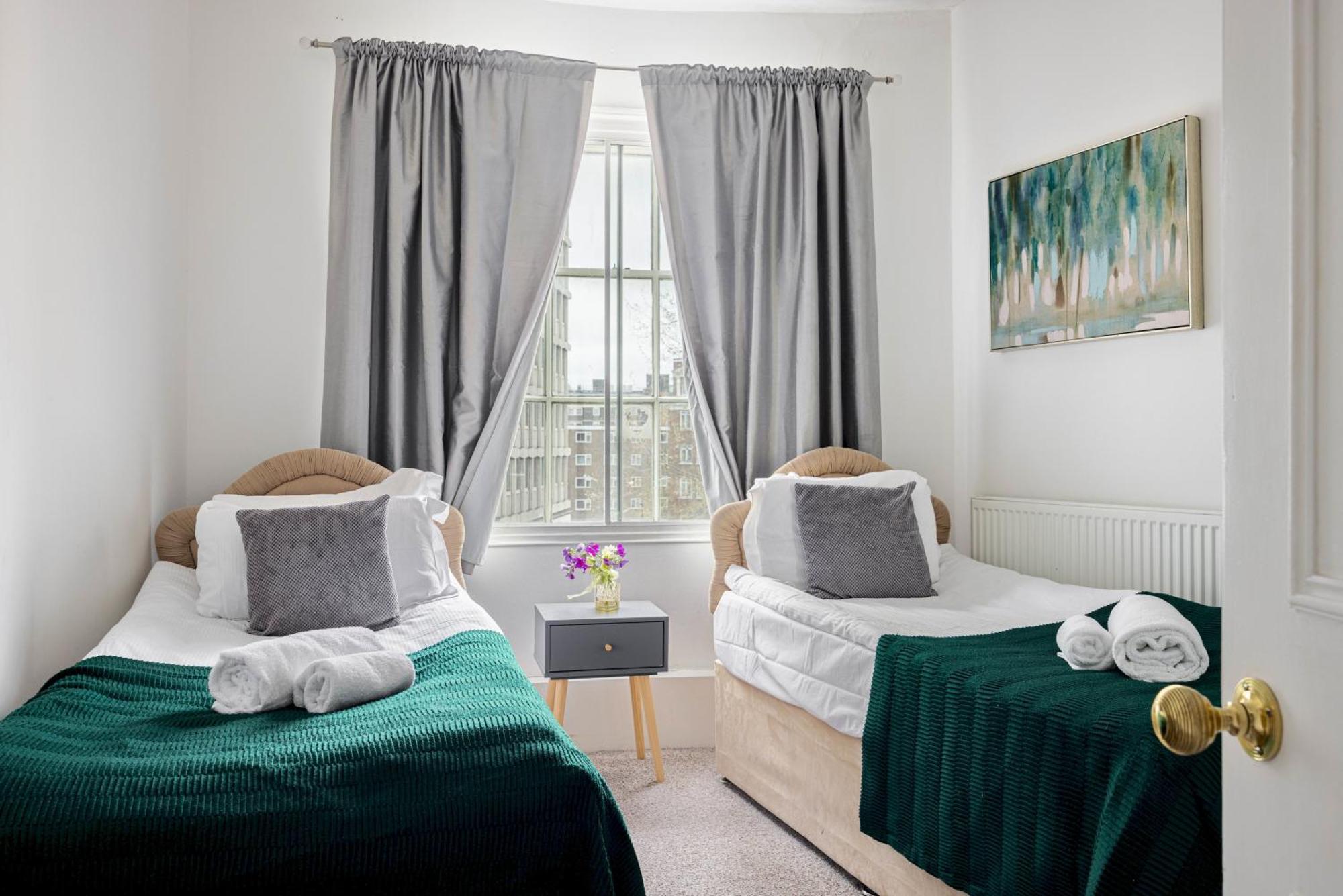 Picktheplace Lancaster Gate Londra Esterno foto